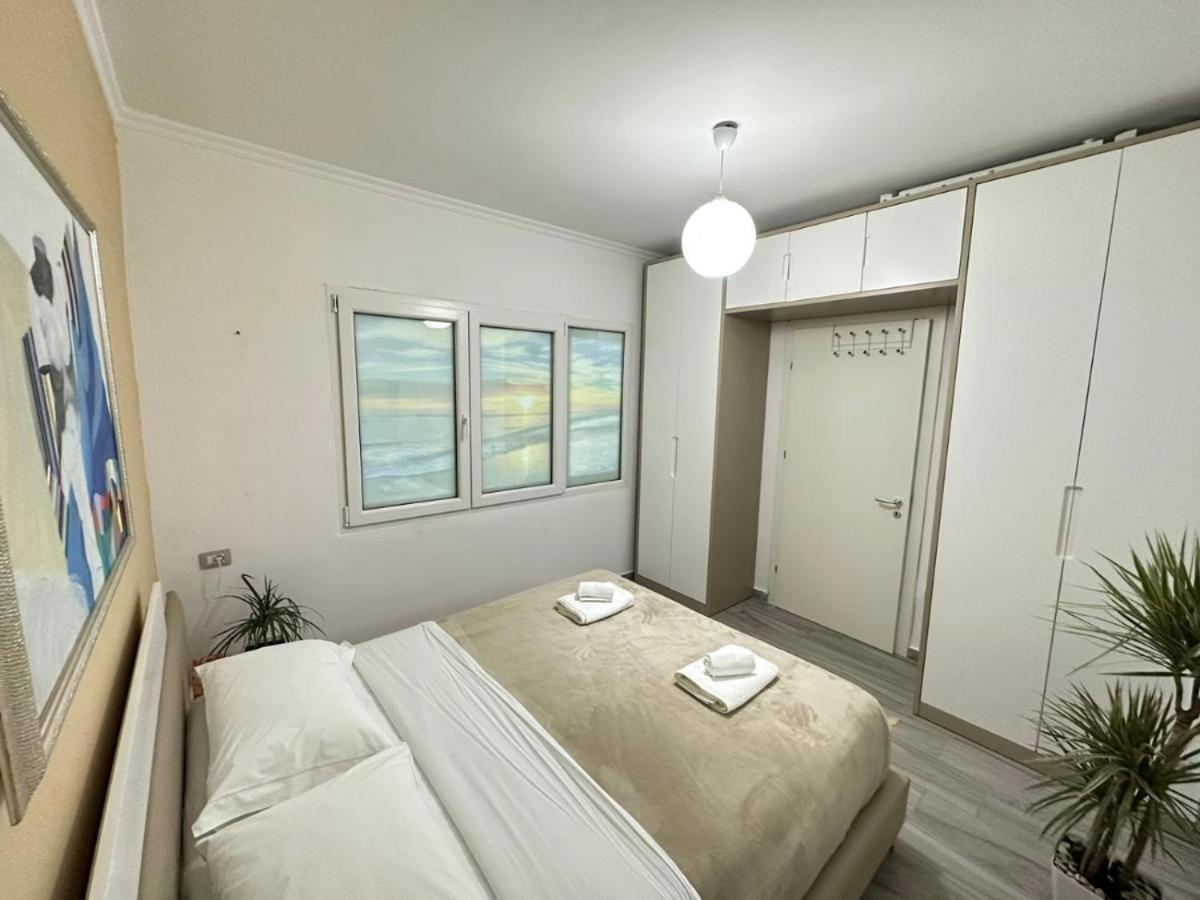 Vlorë Sofia'S Holiday Apartment מראה חיצוני תמונה
