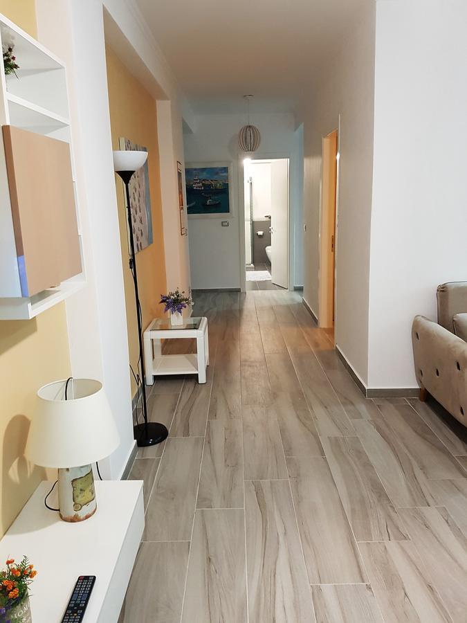 Vlorë Sofia'S Holiday Apartment מראה חיצוני תמונה