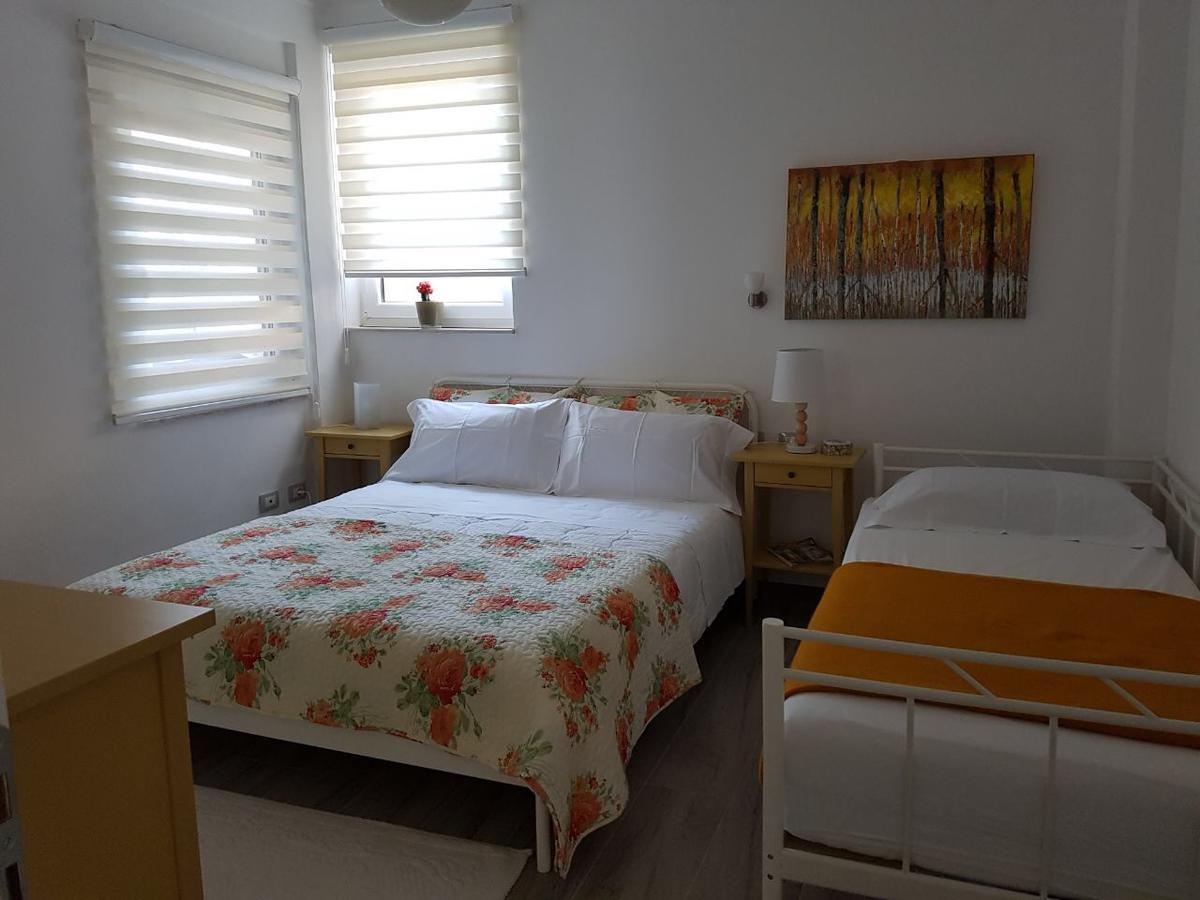 Vlorë Sofia'S Holiday Apartment מראה חיצוני תמונה