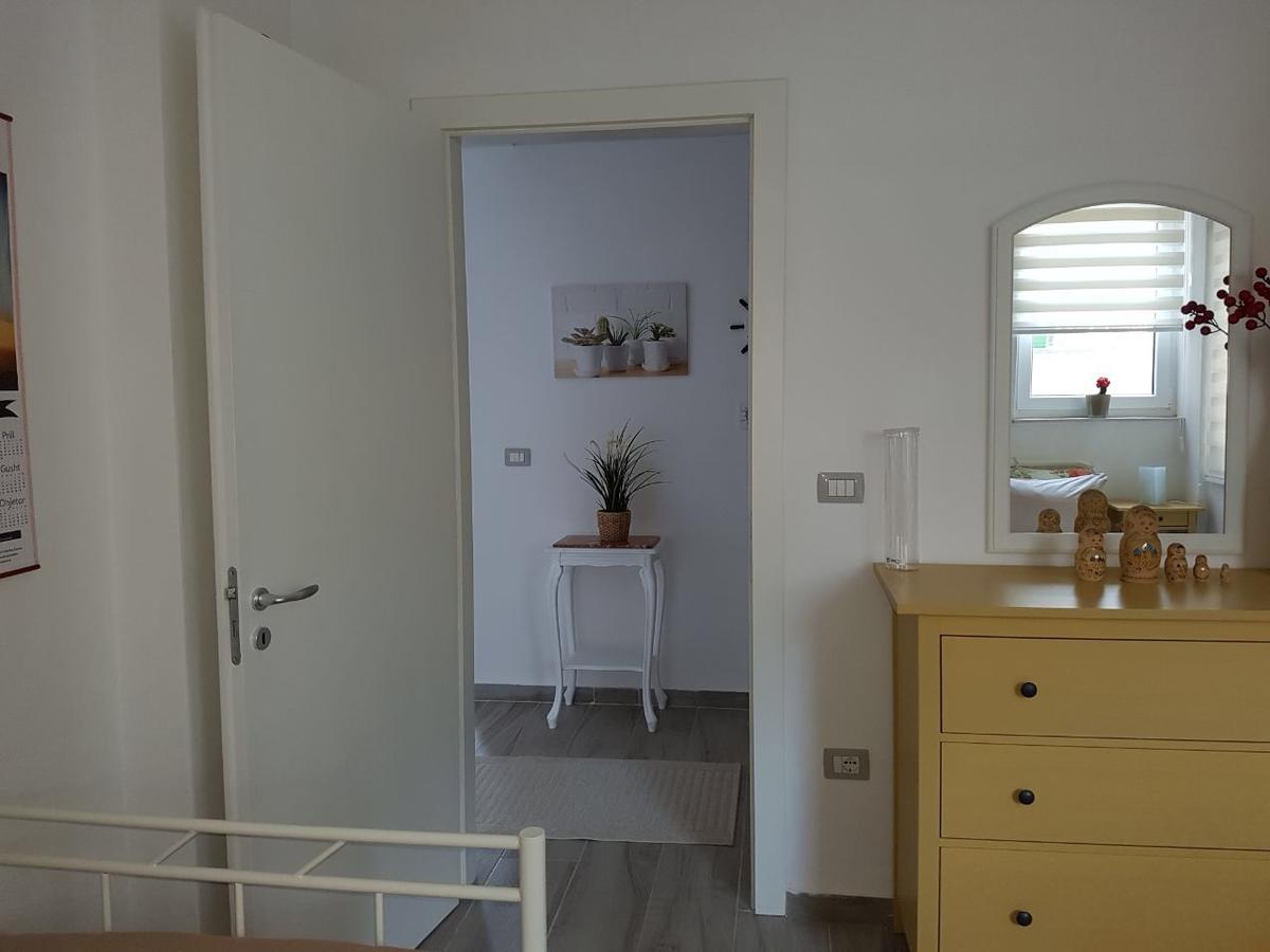 Vlorë Sofia'S Holiday Apartment מראה חיצוני תמונה