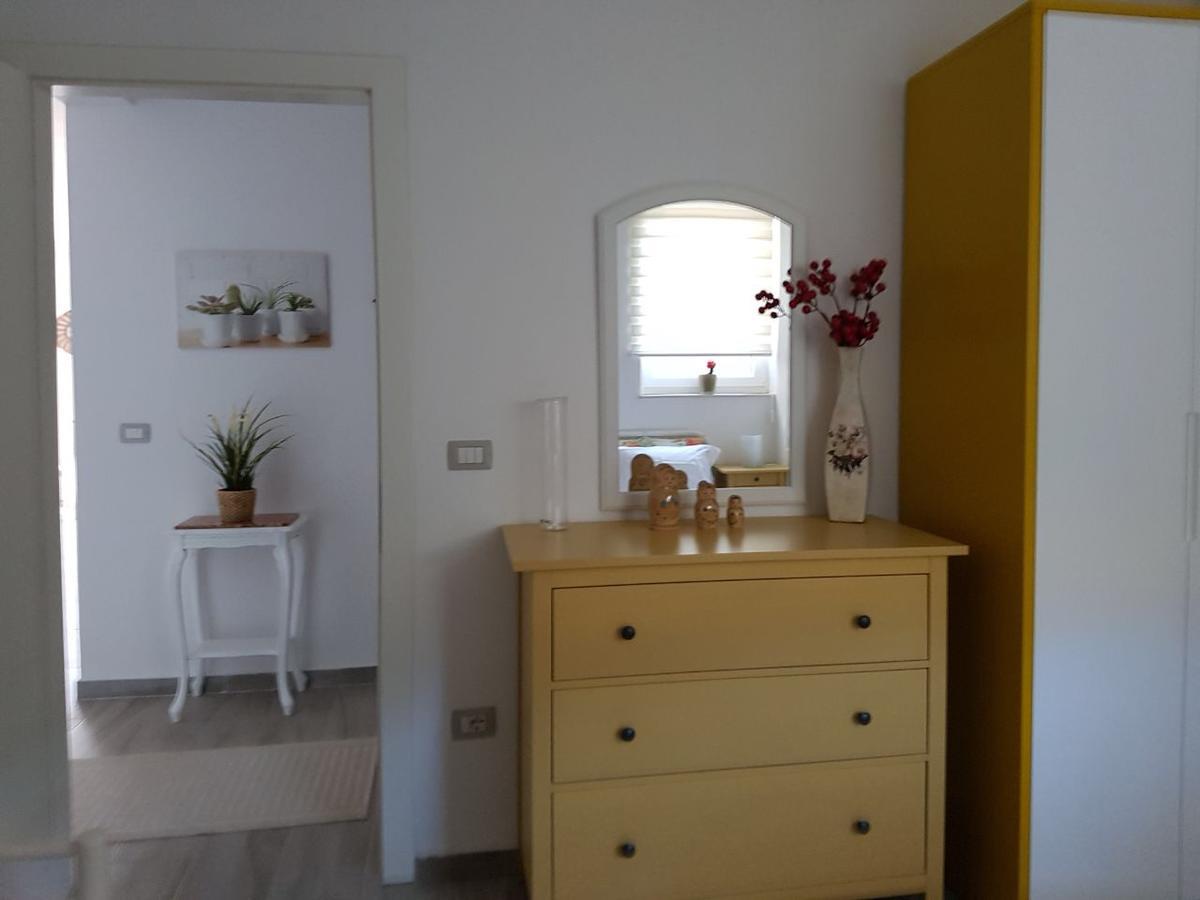 Vlorë Sofia'S Holiday Apartment מראה חיצוני תמונה